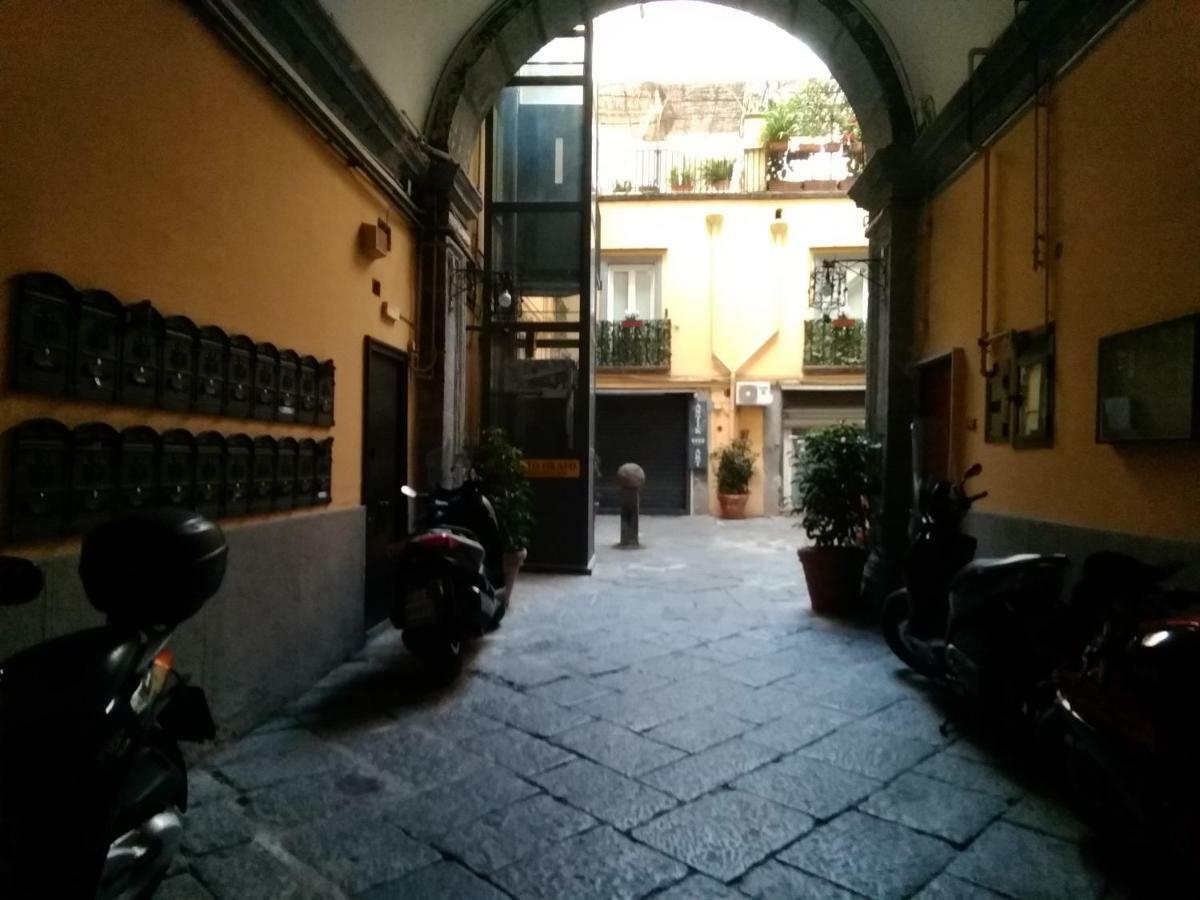 Casa Velata A Spaccanapoli Exterior photo